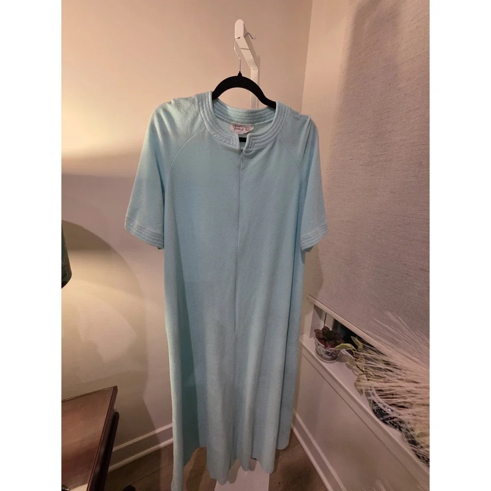 Vintage Vanity Fair Acqua Night Gown Robe Warm  SIZE (8-10) M Front Zip Pockets